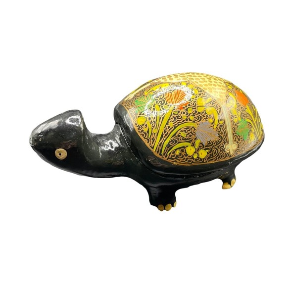 Sudha Turtle Trinket Box Hard Paper Mache Handmade Hand Painted Made in India - Picture 1 of 11